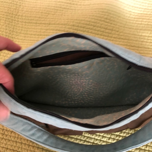 Custom Handbag - Picture 3 of 3